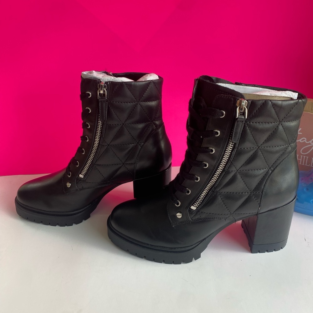 Aerosoles Essa Black Leather Block Heel Ankle Bootie women size 8 NWTS
